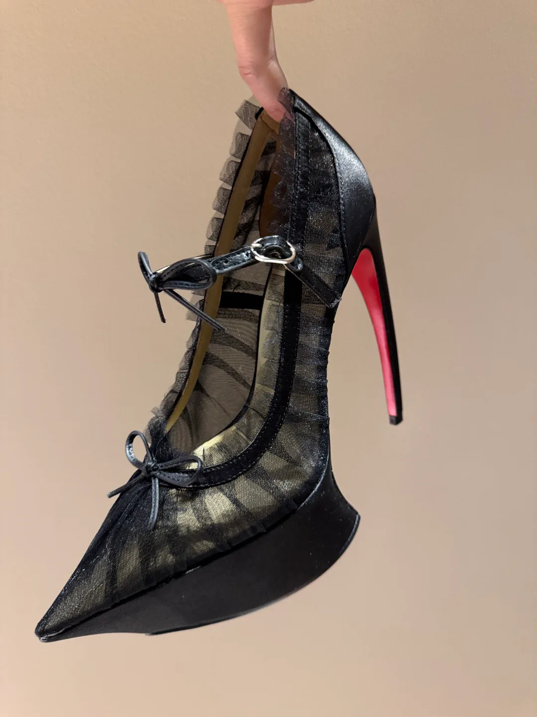 Туфли Женские Christian Louboutin 4743759