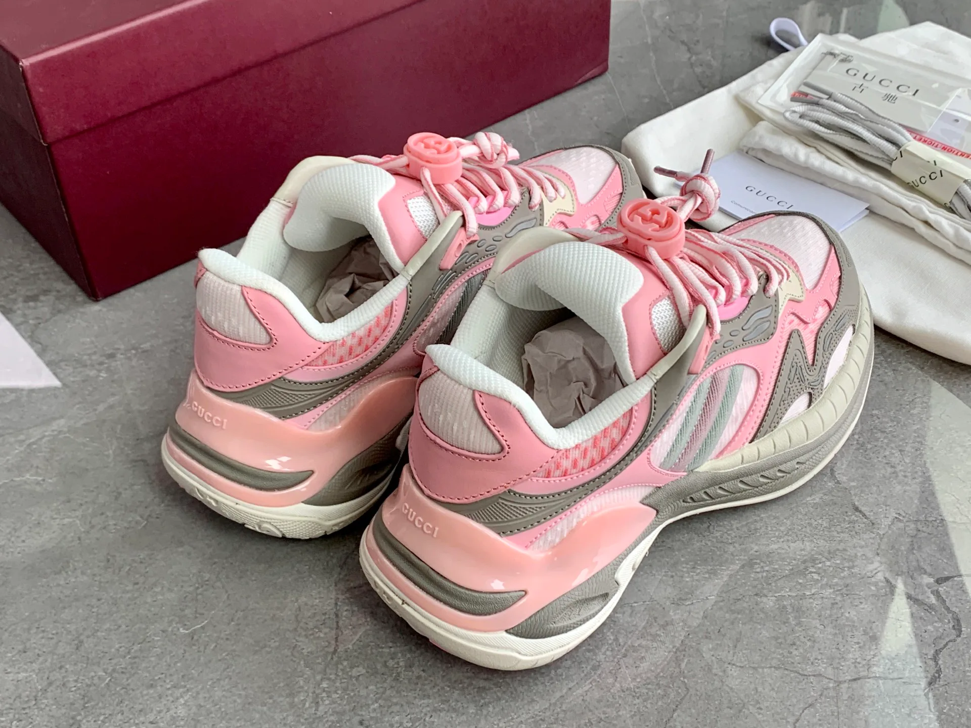 Кроссовки Женские Gucci 173458