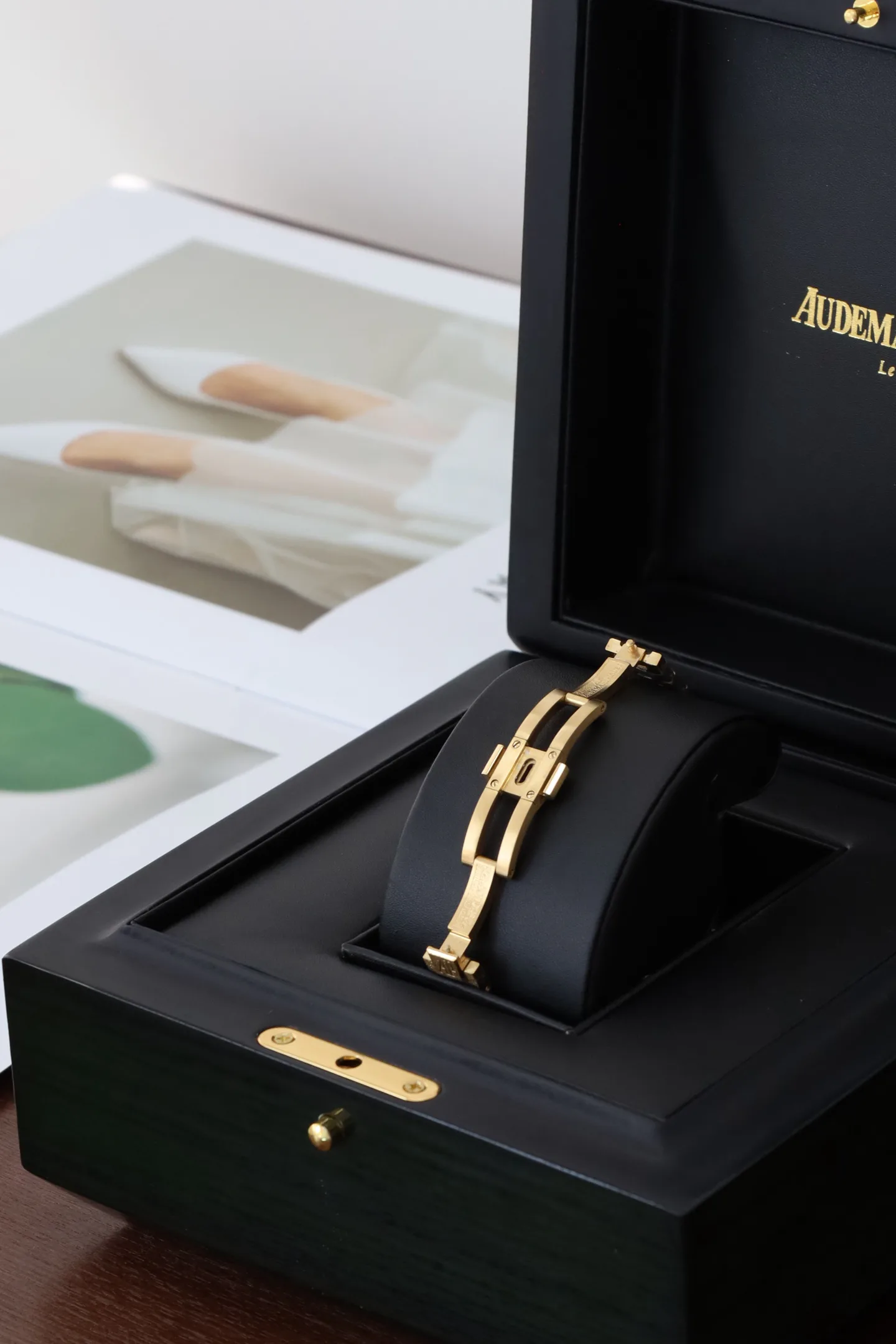 Часы Женские Audemars Piguet 1284220