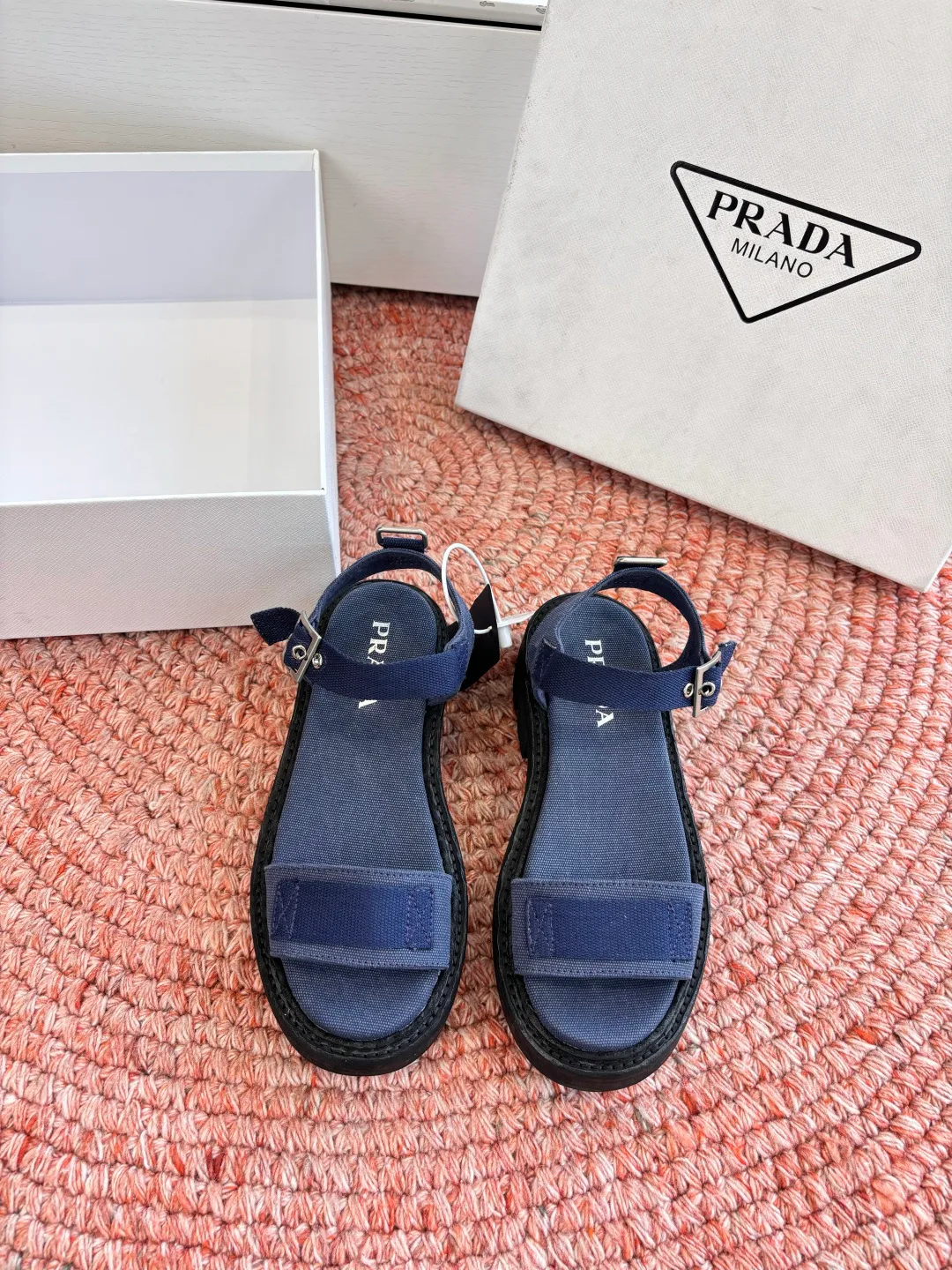 Сандалии Женские Prada 10446995