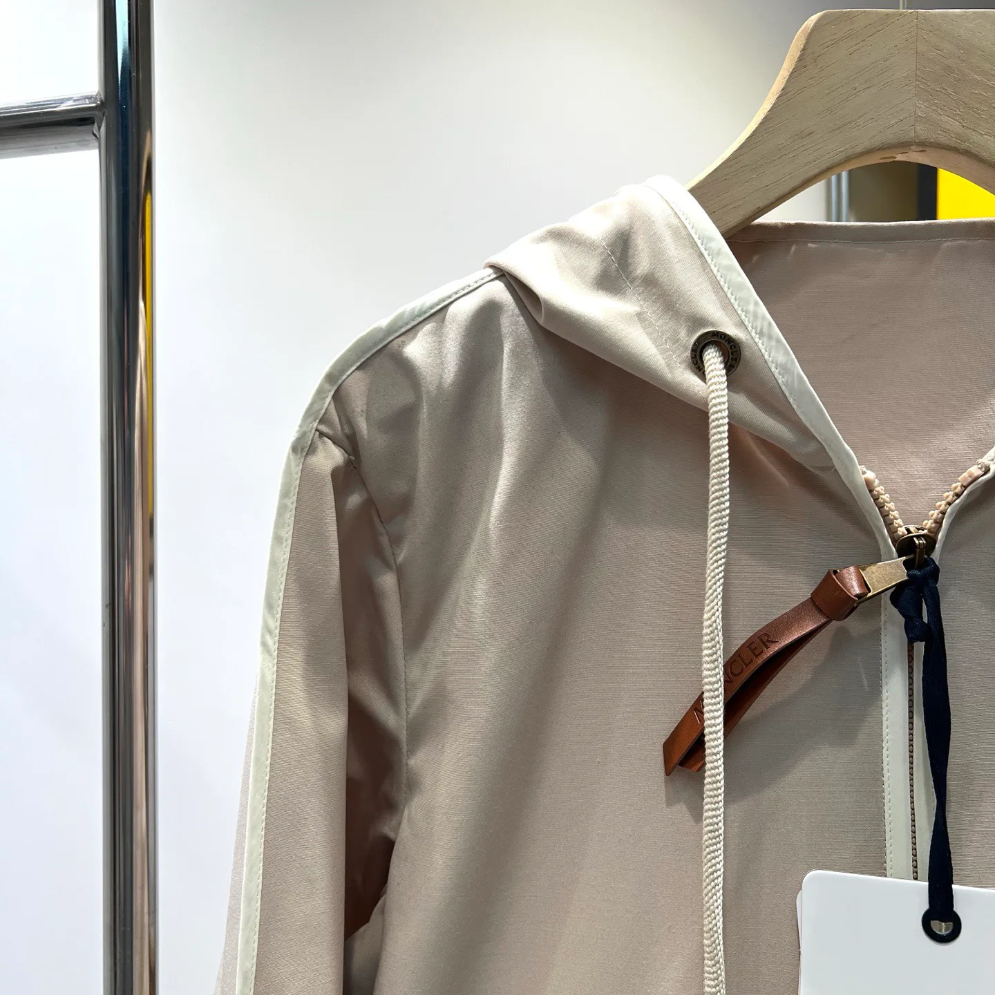 Куртки И Пуховики Женские Moncler 11755837
