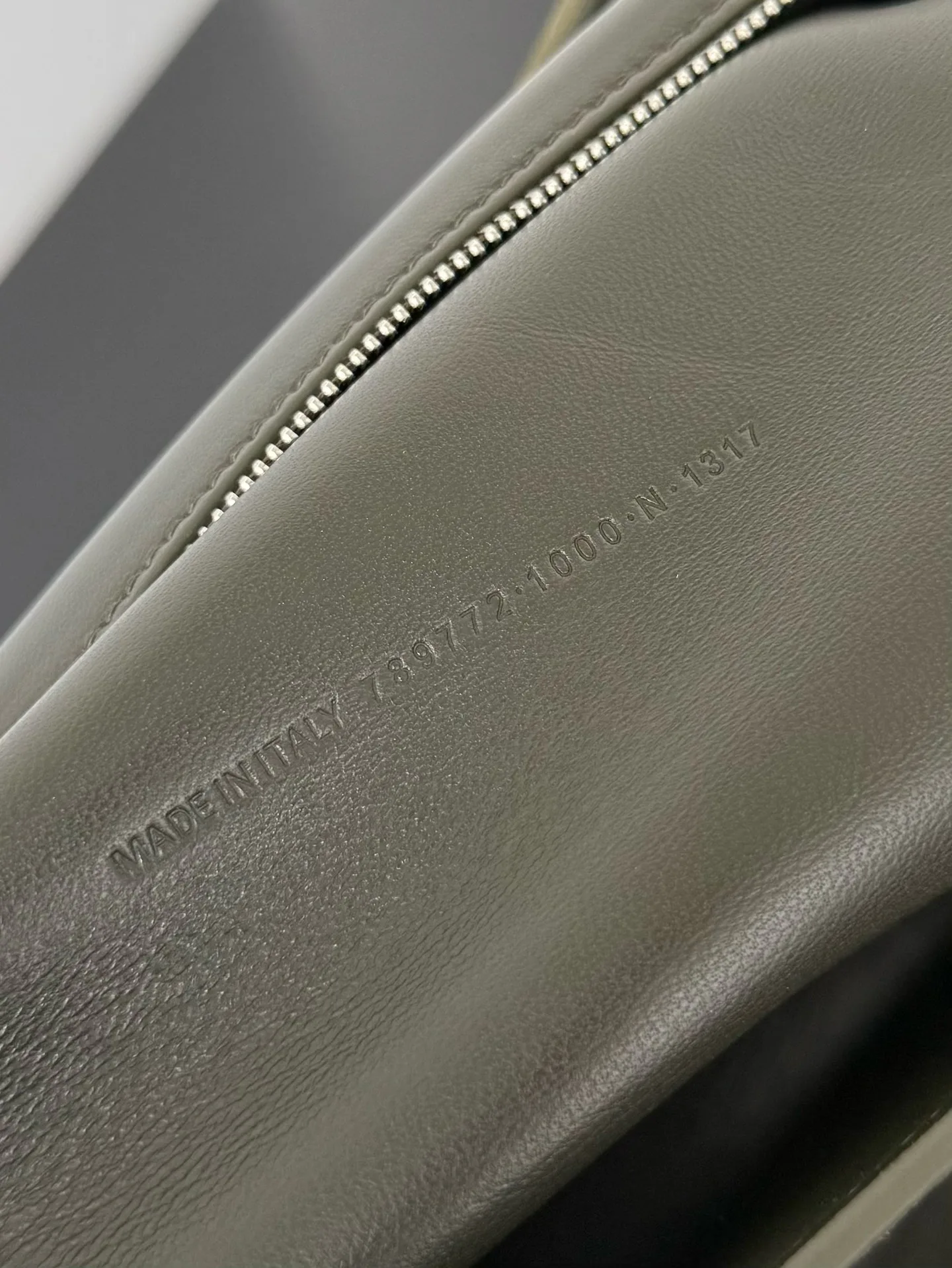 Классические Сумки Женские Balenciaga 11872199