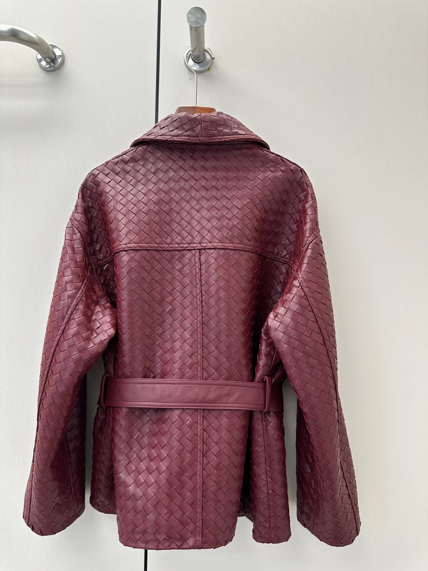 Кожаные Куртки И Дублёнки Женские Bottega Veneta 17817601