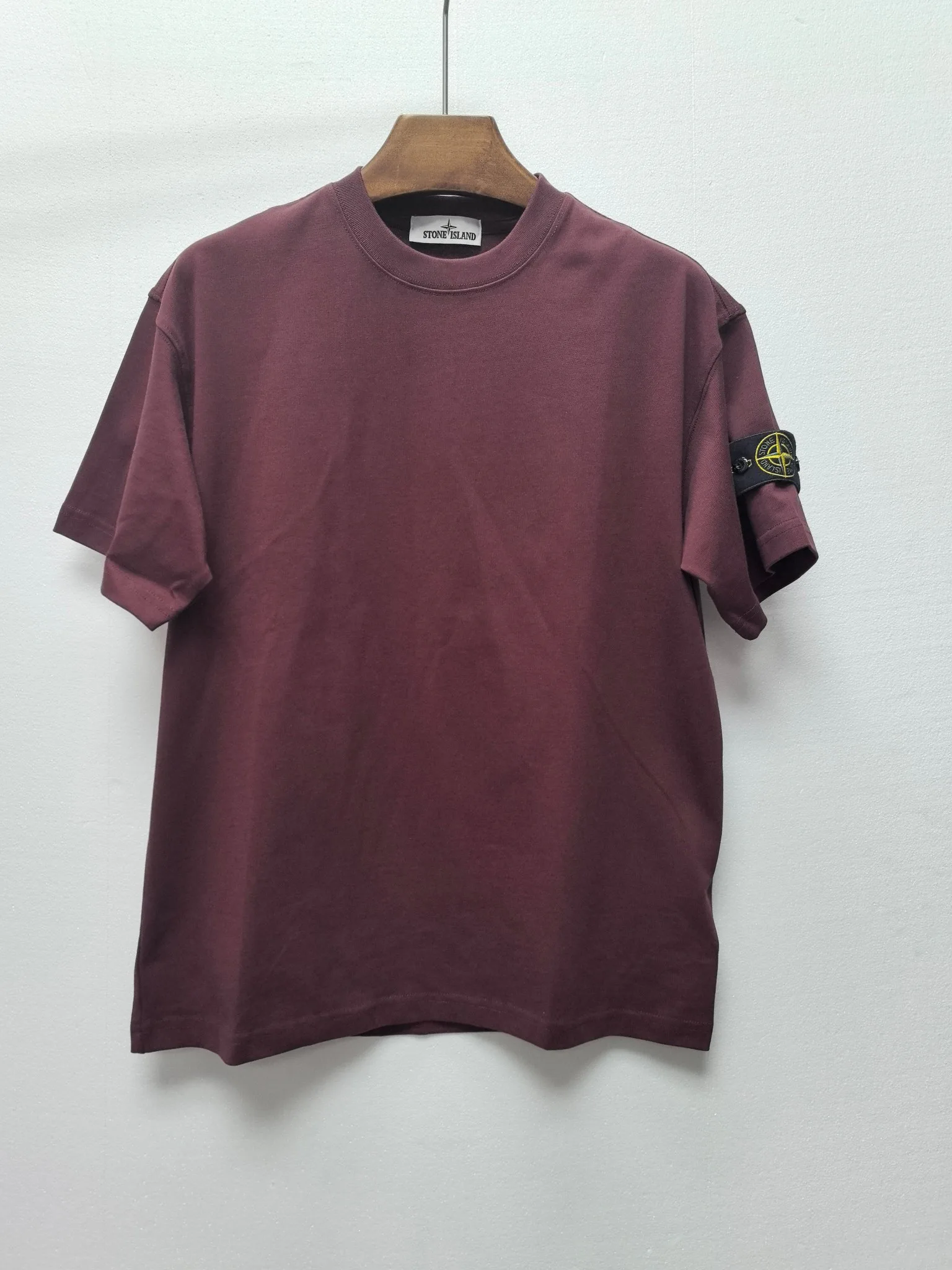 Футболки Женские Stone Island 2687