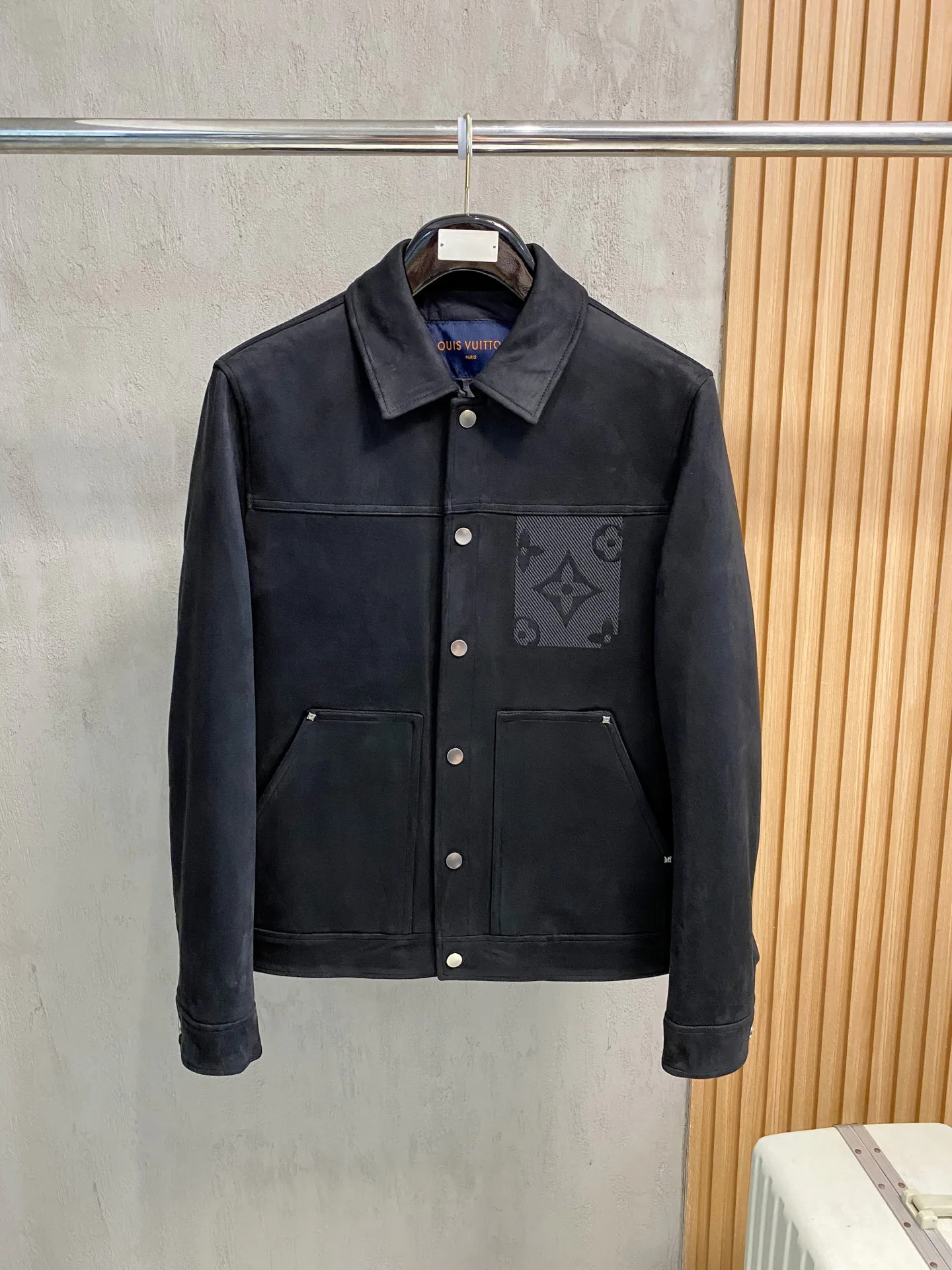 Куртки И Пуховики Мужские Louis Vuitton 132346