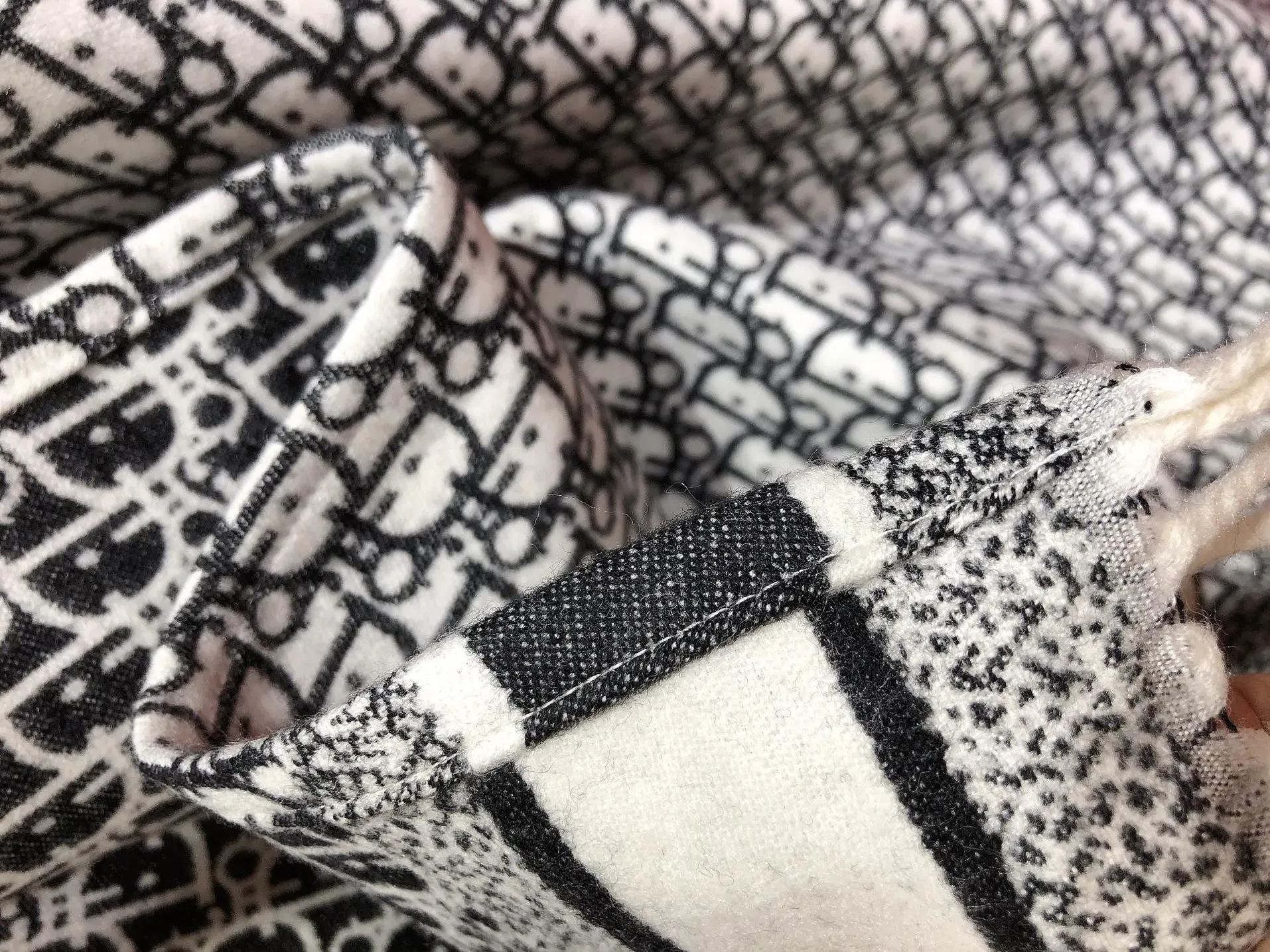 Шарфы Christian Dior 538331