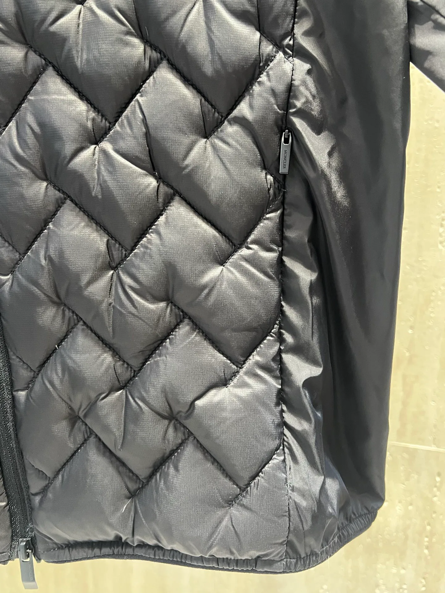 Куртки И Пуховики Мужские Moncler 18231209
