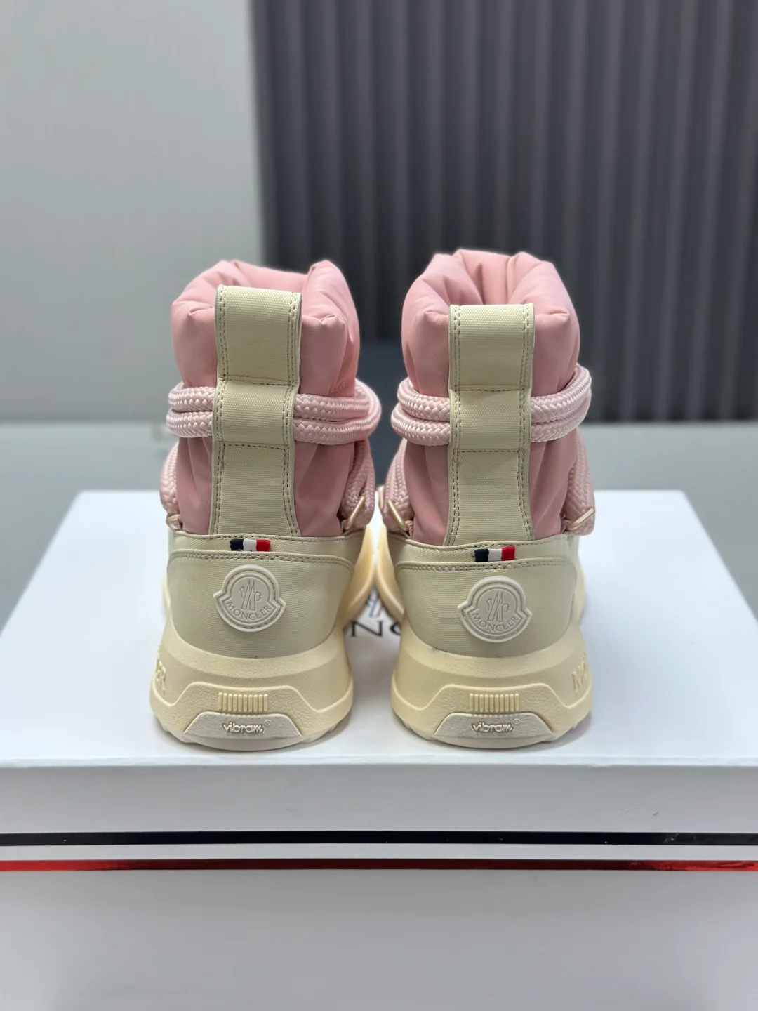 Угги Женские Balenciaga 1848658