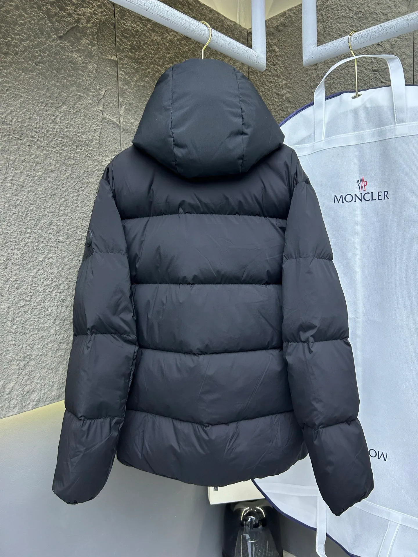 Куртки И Пуховики Мужские Moncler 1259211