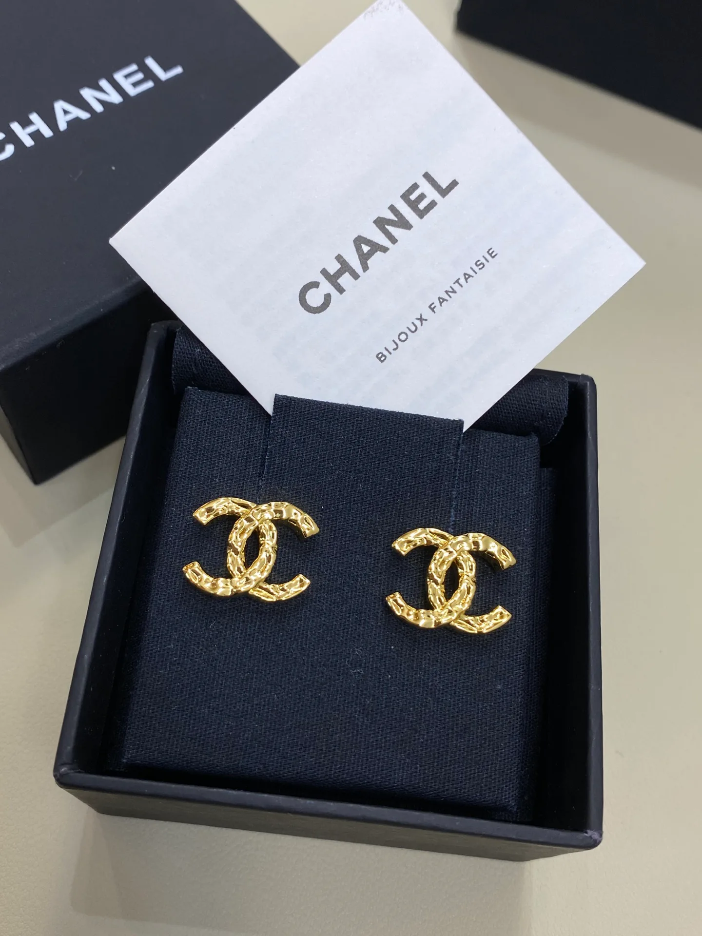 Бижутерия Chanel 11408450