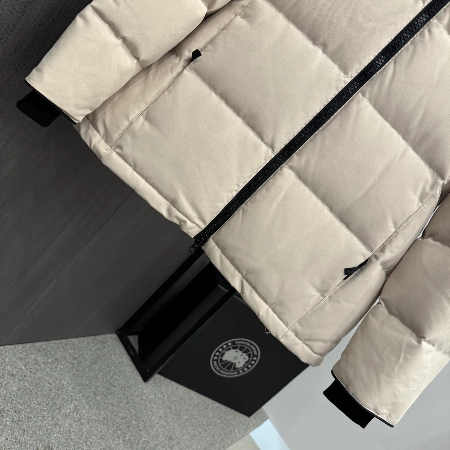 Куртки И Пуховики Женские Canada Goose 19763447