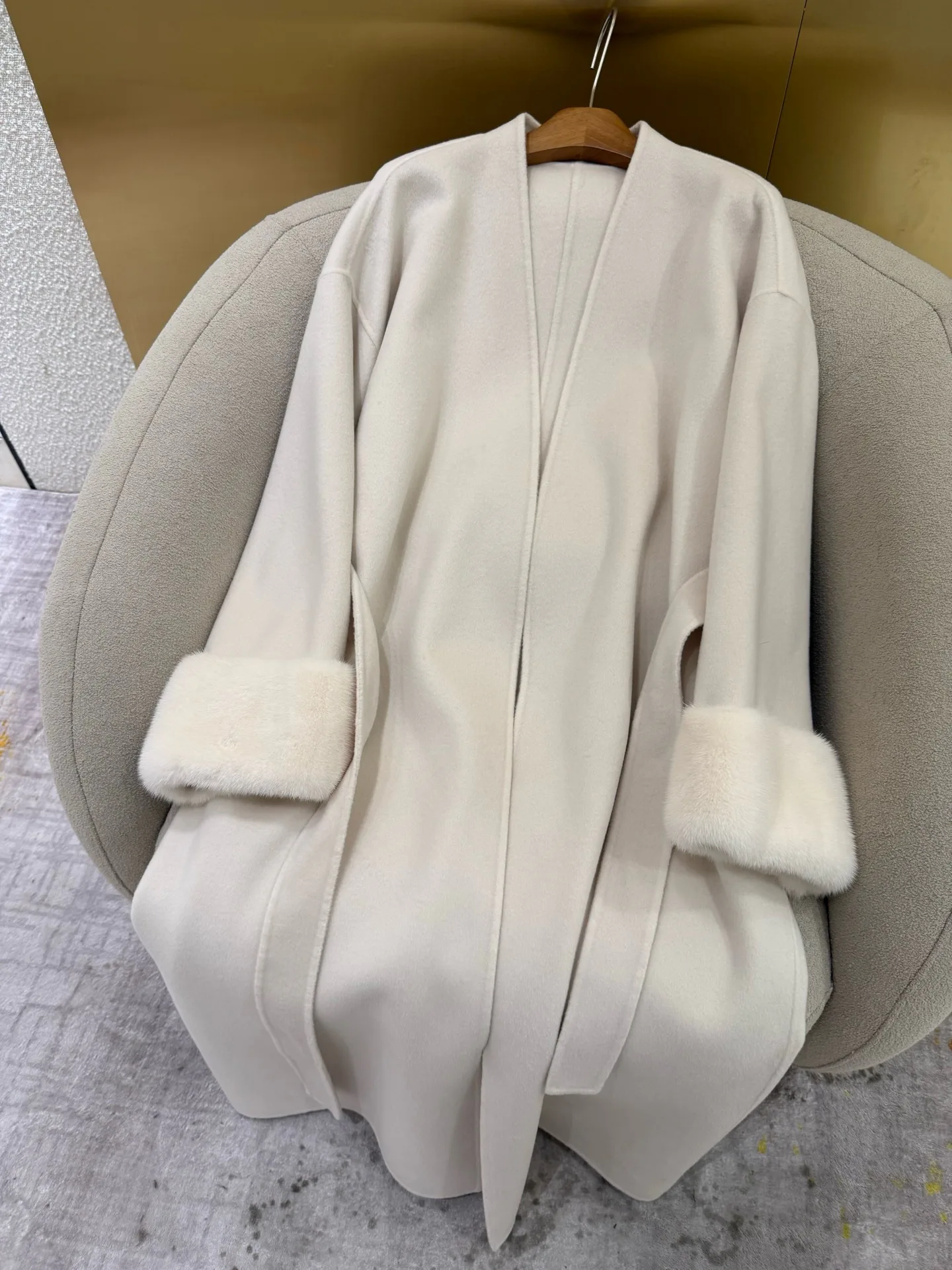 Пальто Женские Loro Piana 1069488