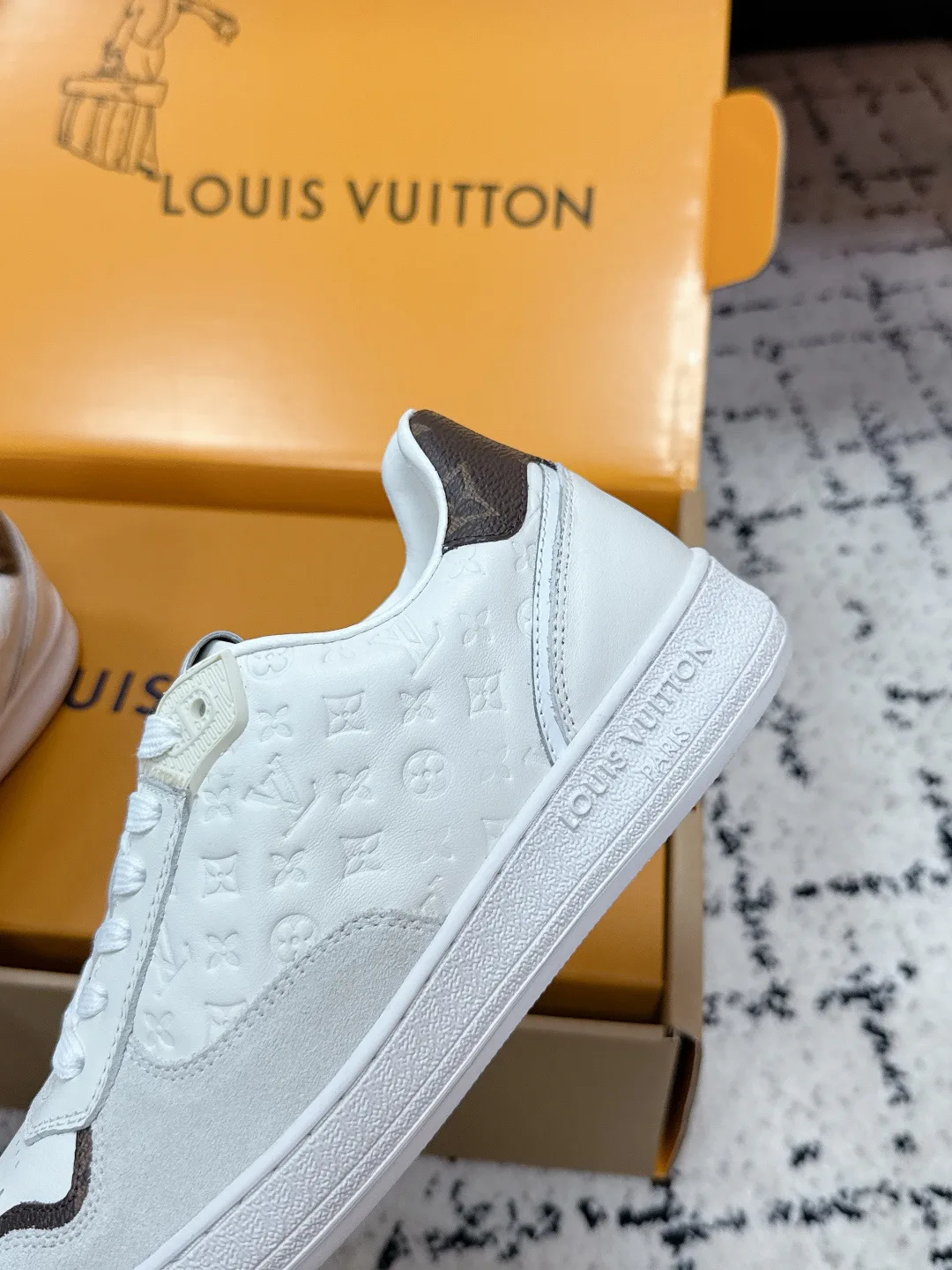 Кеды Женские Louis Vuitton 2471169