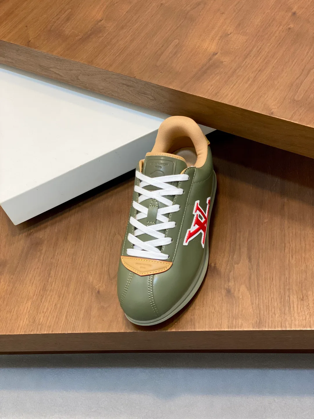 Кроссовки Женские Louis Vuitton 162990