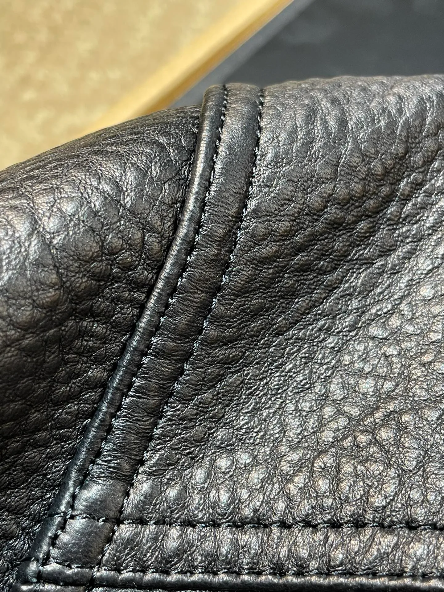 Куртки Мужские Yves Saint Laurent Куртки Мужские Yves Saint Laurent