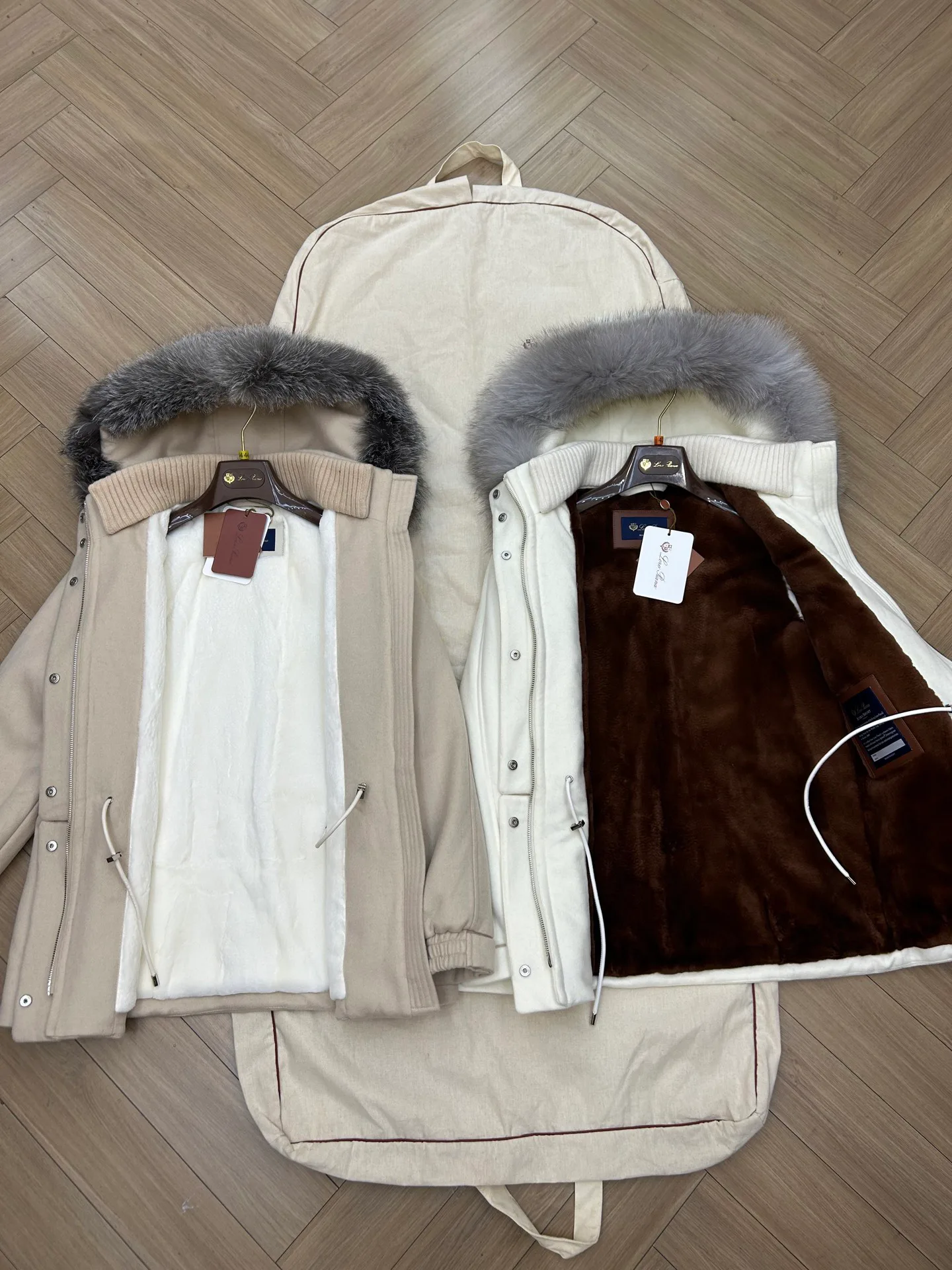 Куртки И Пуховики Женские Loro Piana 2270118