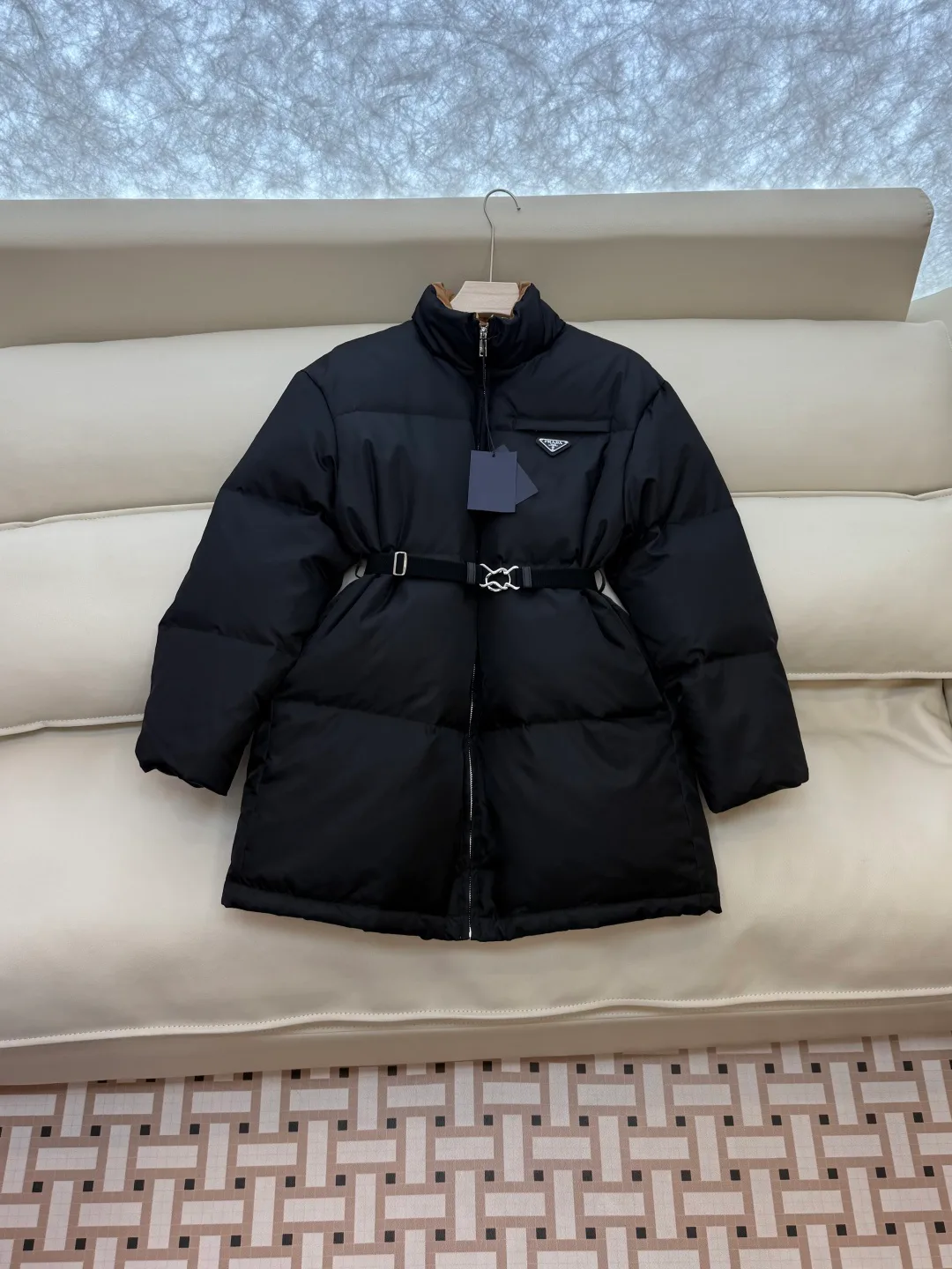 Куртки И Пуховики Женские Prada 19572384