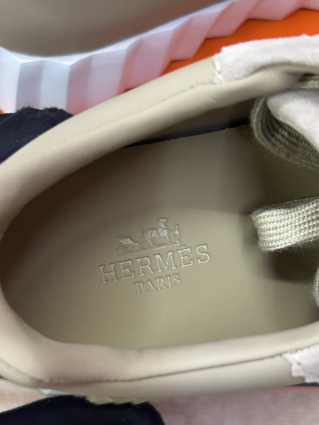 Кроссовки Мужские Hermes 18203144