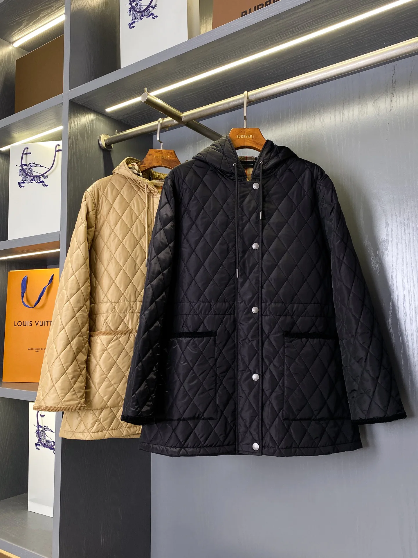 Куртки И Пуховики Женские Burberry 11672206