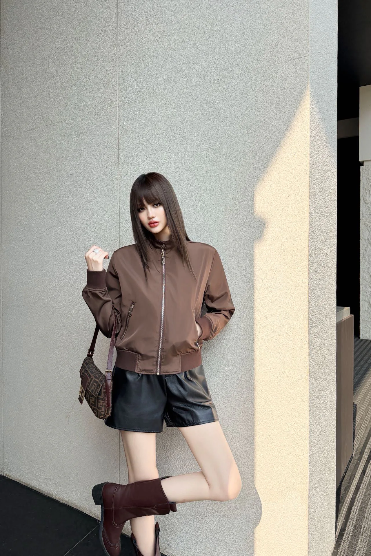 Куртки И Пуховики Женские Fendi 18348247
