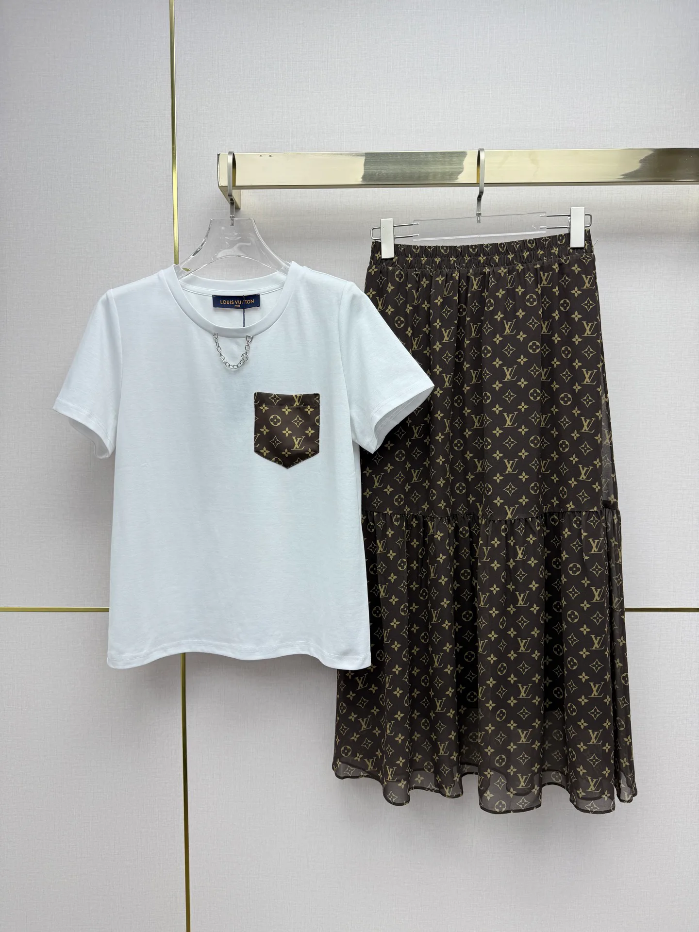 Костюмы Женские Louis Vuitton 13120748