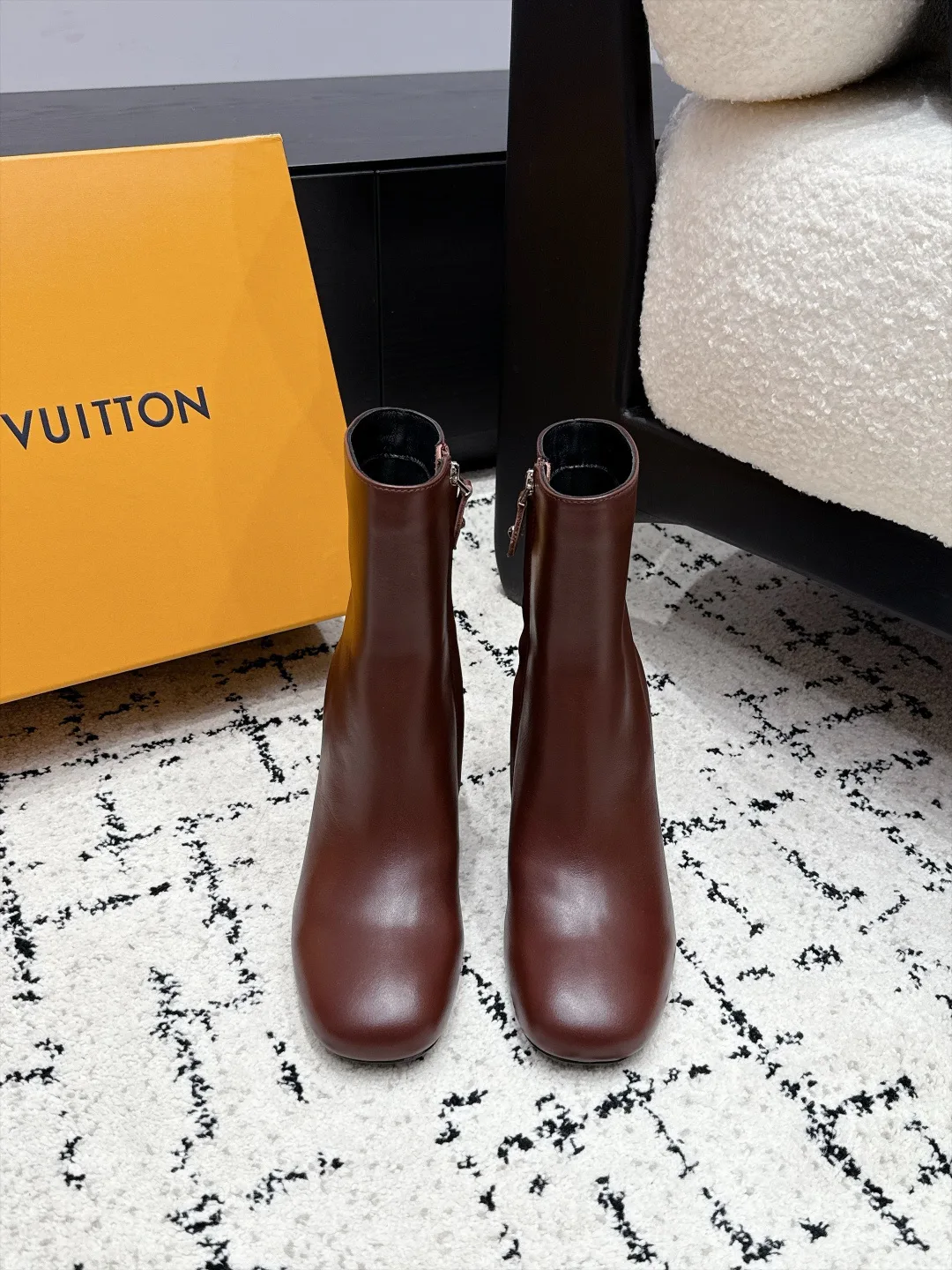 Ботильоны Женские Louis Vuitton 18454419