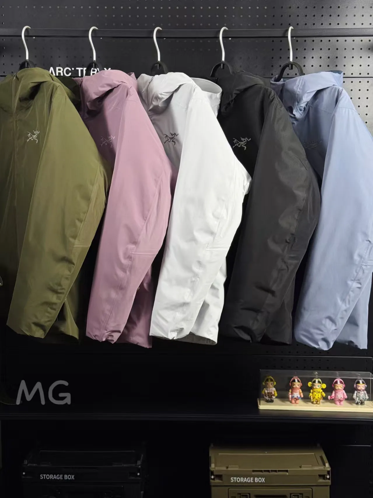 Куртки И Пуховики Женские Arcteryx 19260878