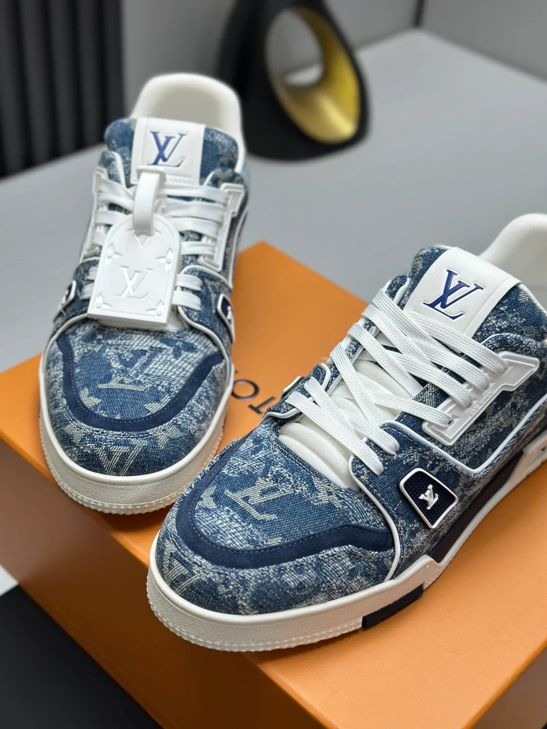 Кроссовки Женские Louis Vuitton 271958