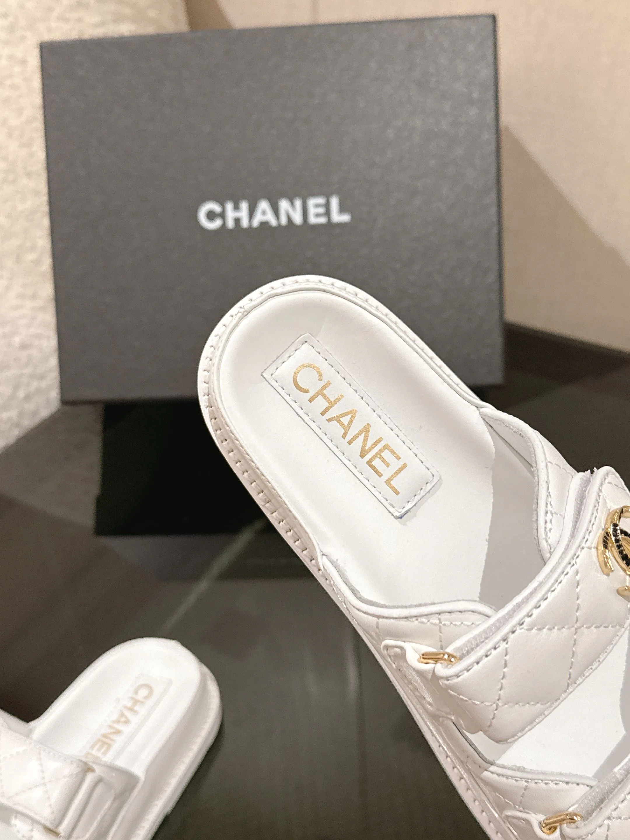 Сандалии Женские Chanel 13633834
