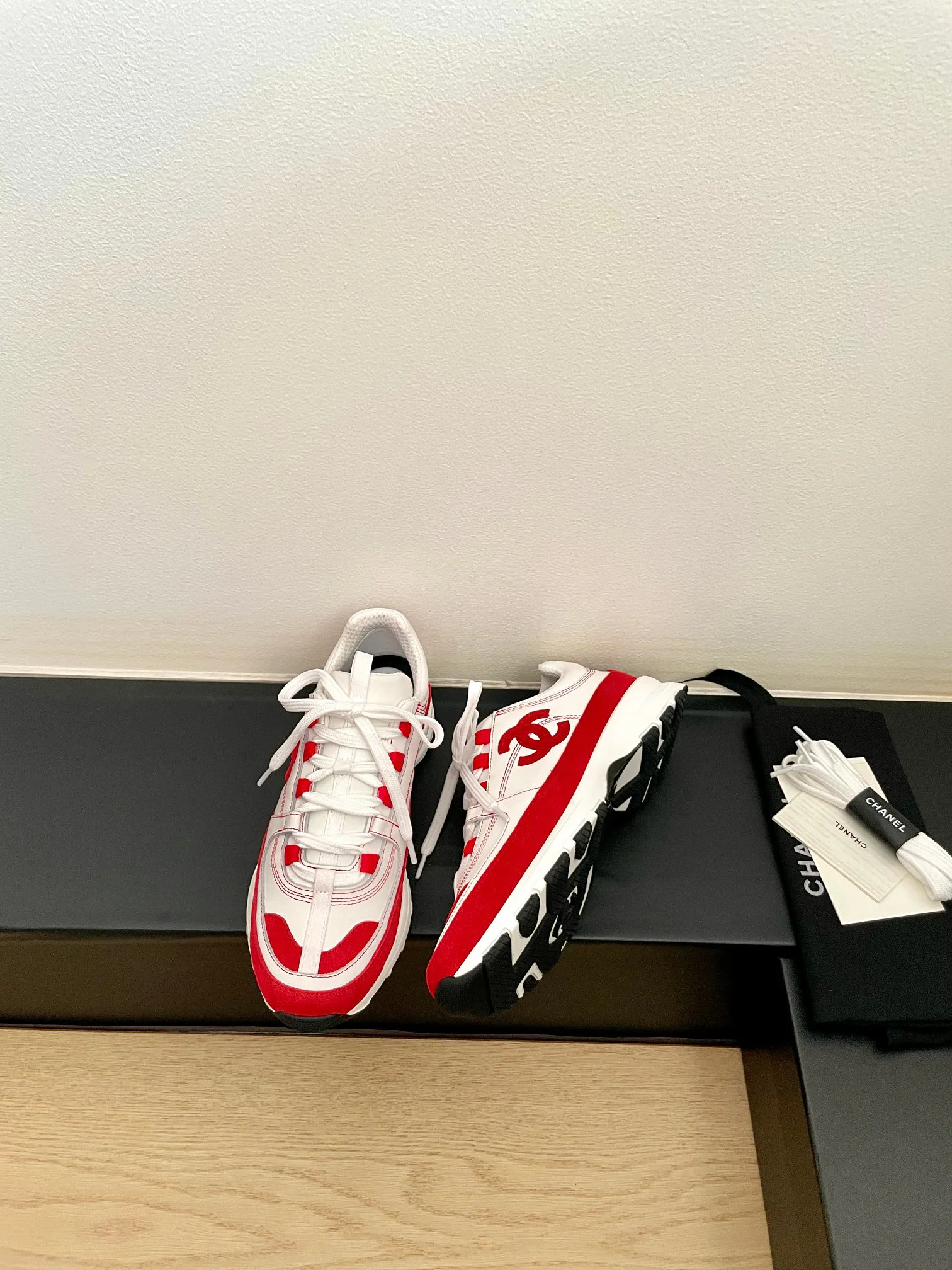 Кроссовки Женские Chanel 12602824