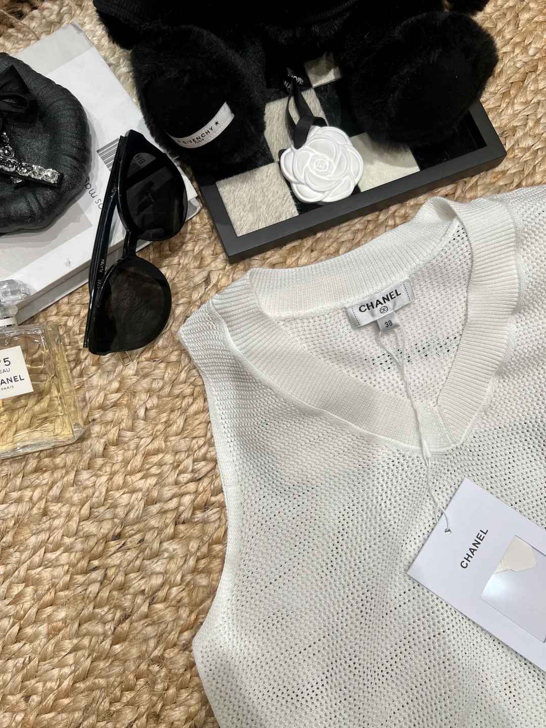 Жилеты Женские Chanel 11641936