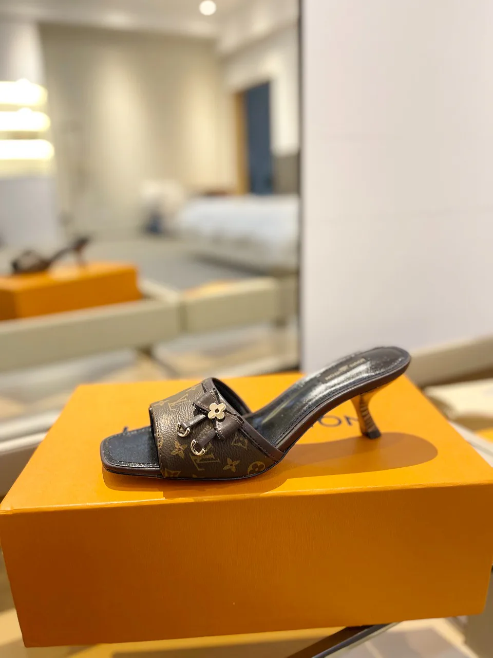 Босоножки Женские Louis Vuitton 9623497