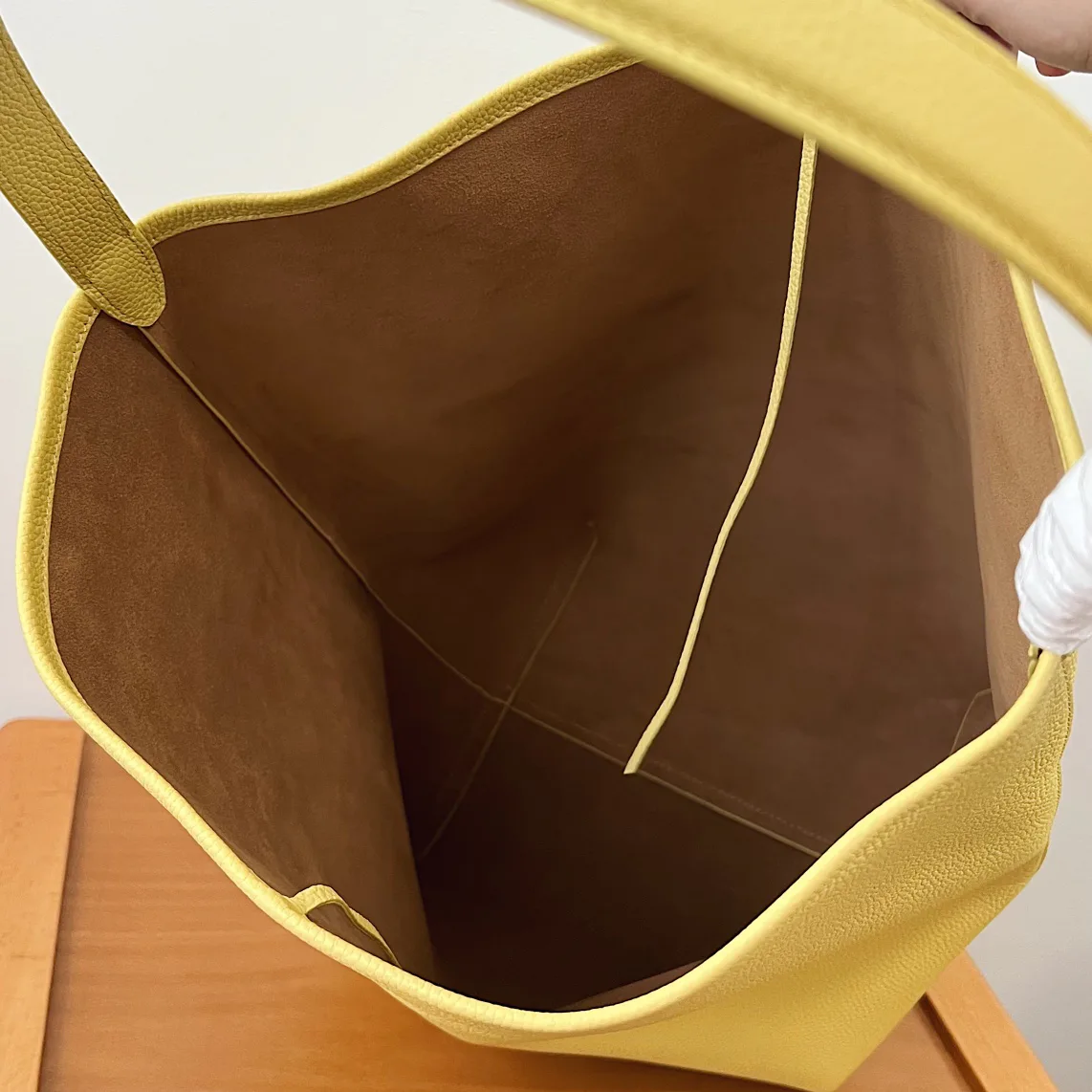 Классические Сумки Женские The Row 116238