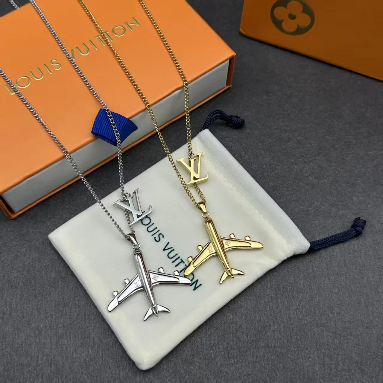 Бижутерия Louis Vuitton 82175