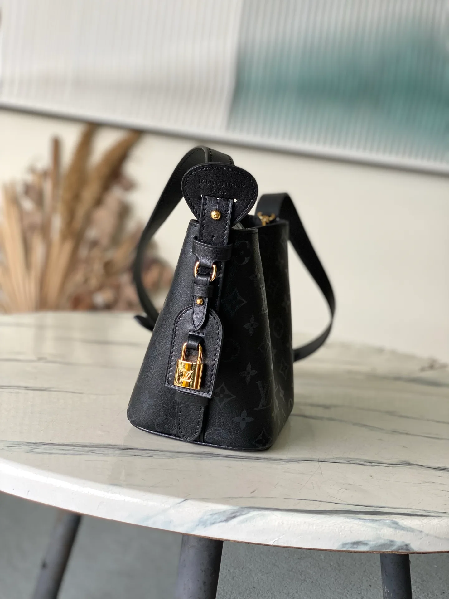 Классические Сумки Женские Louis Vuitton 18240363