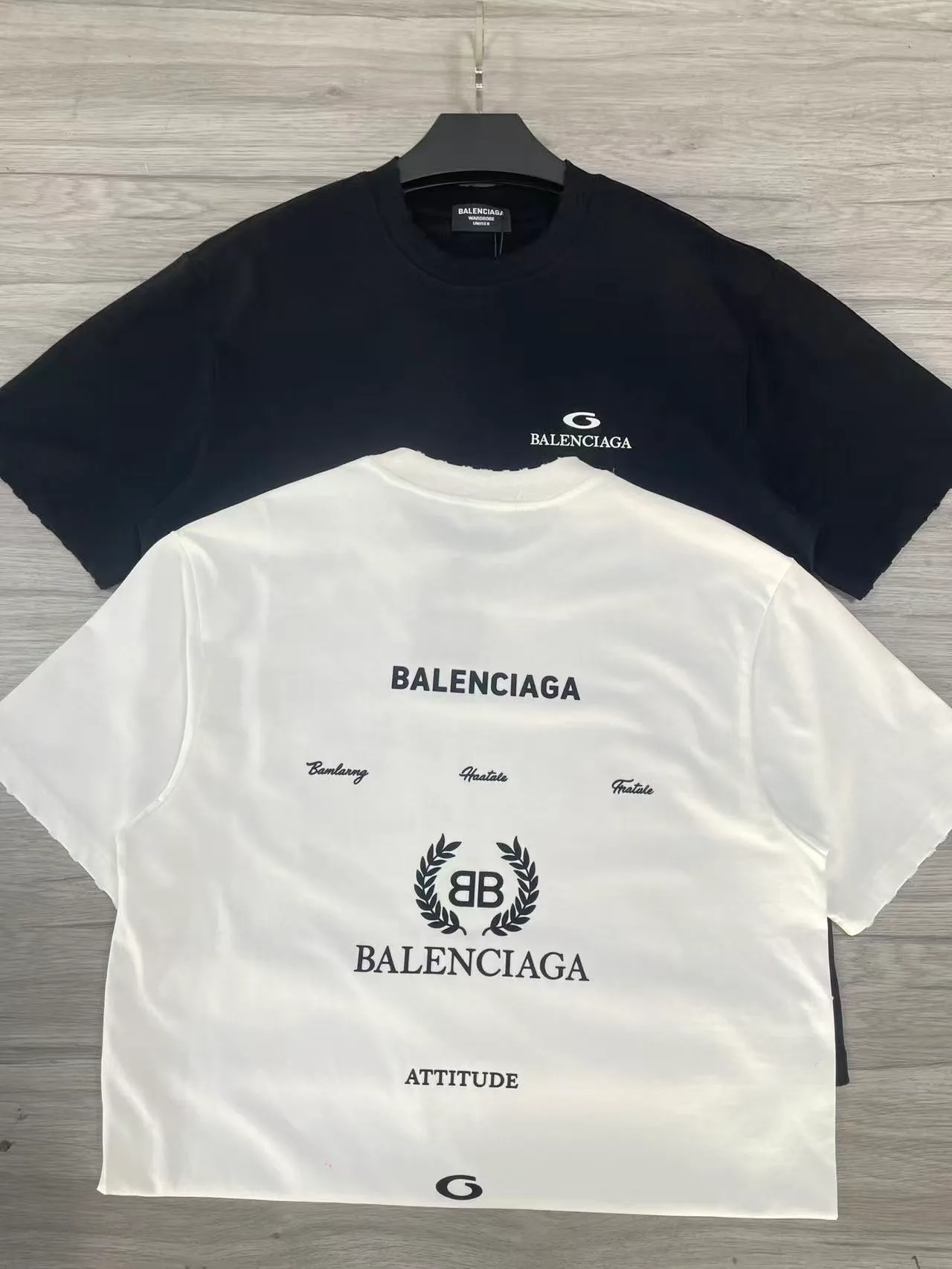 Футболки Женские Balenciaga 9908580