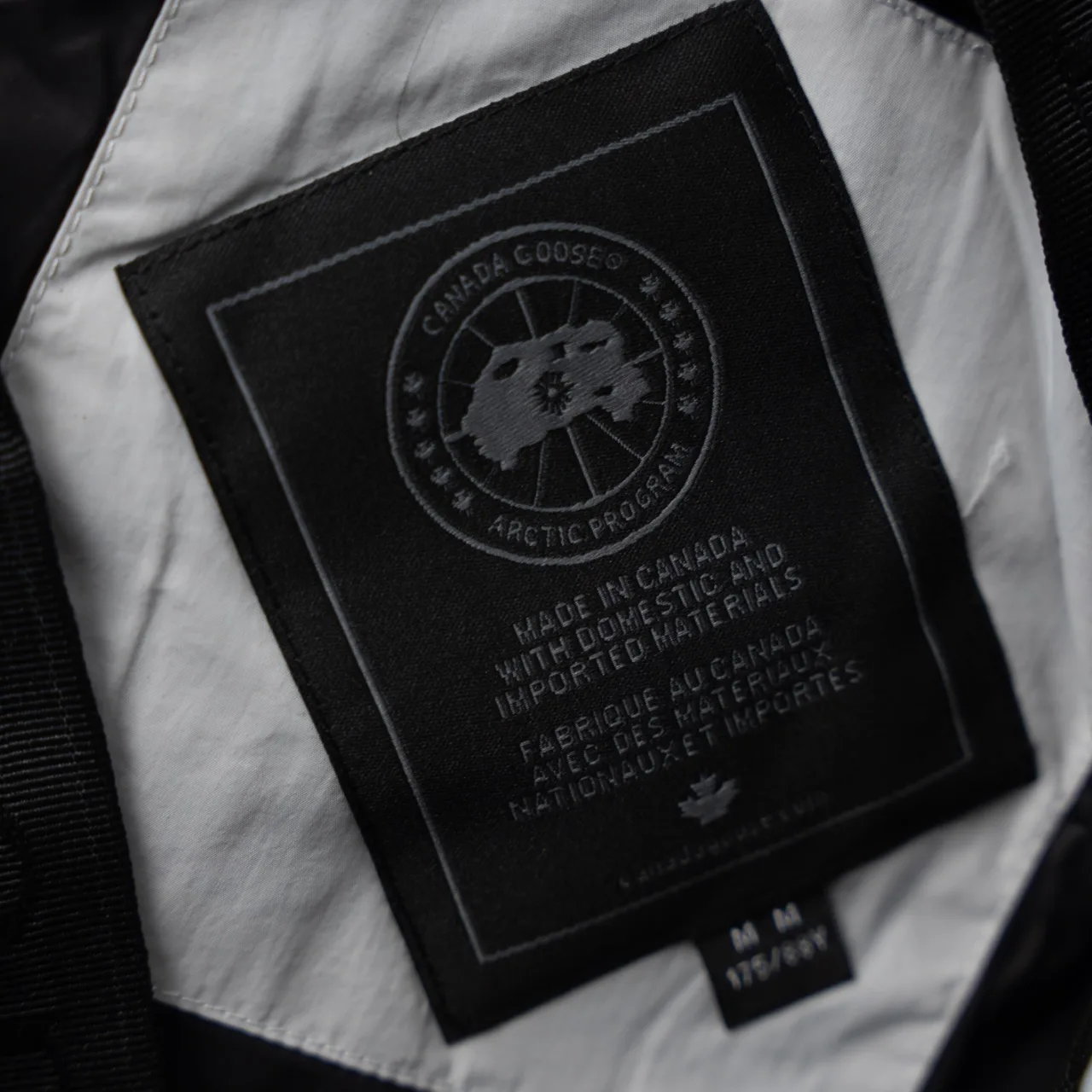 Куртки И Пуховики Женские Canada Goose 1536074