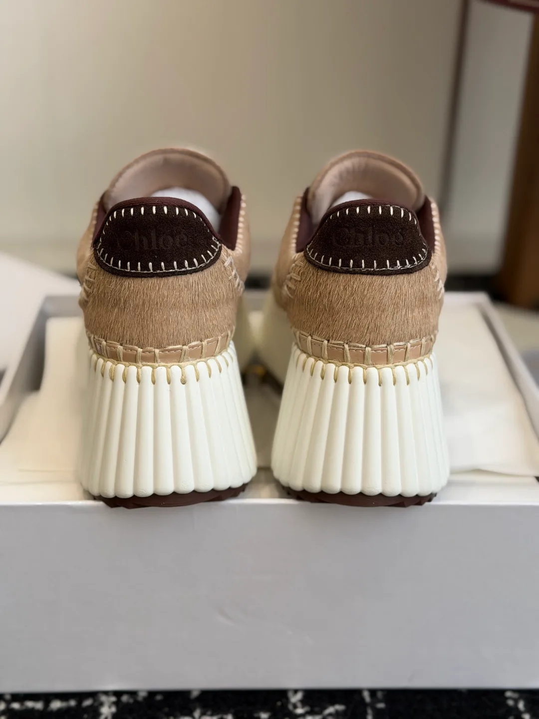 Кроссовки Женские Chloe 19522358
