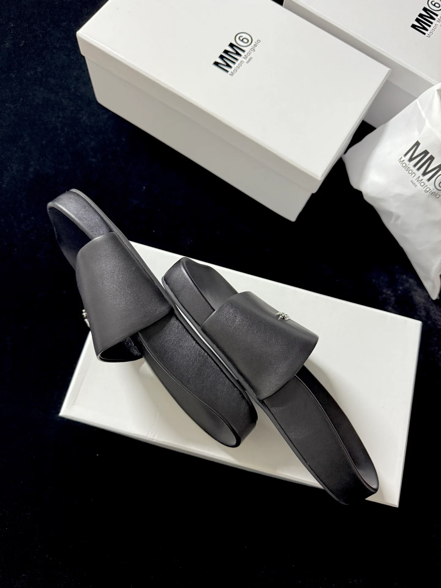 Шлепанцы Женские Maison Margiela 1285744