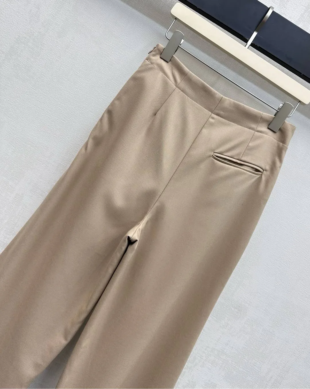 Брюки Женские Louis Vuitton 1074448