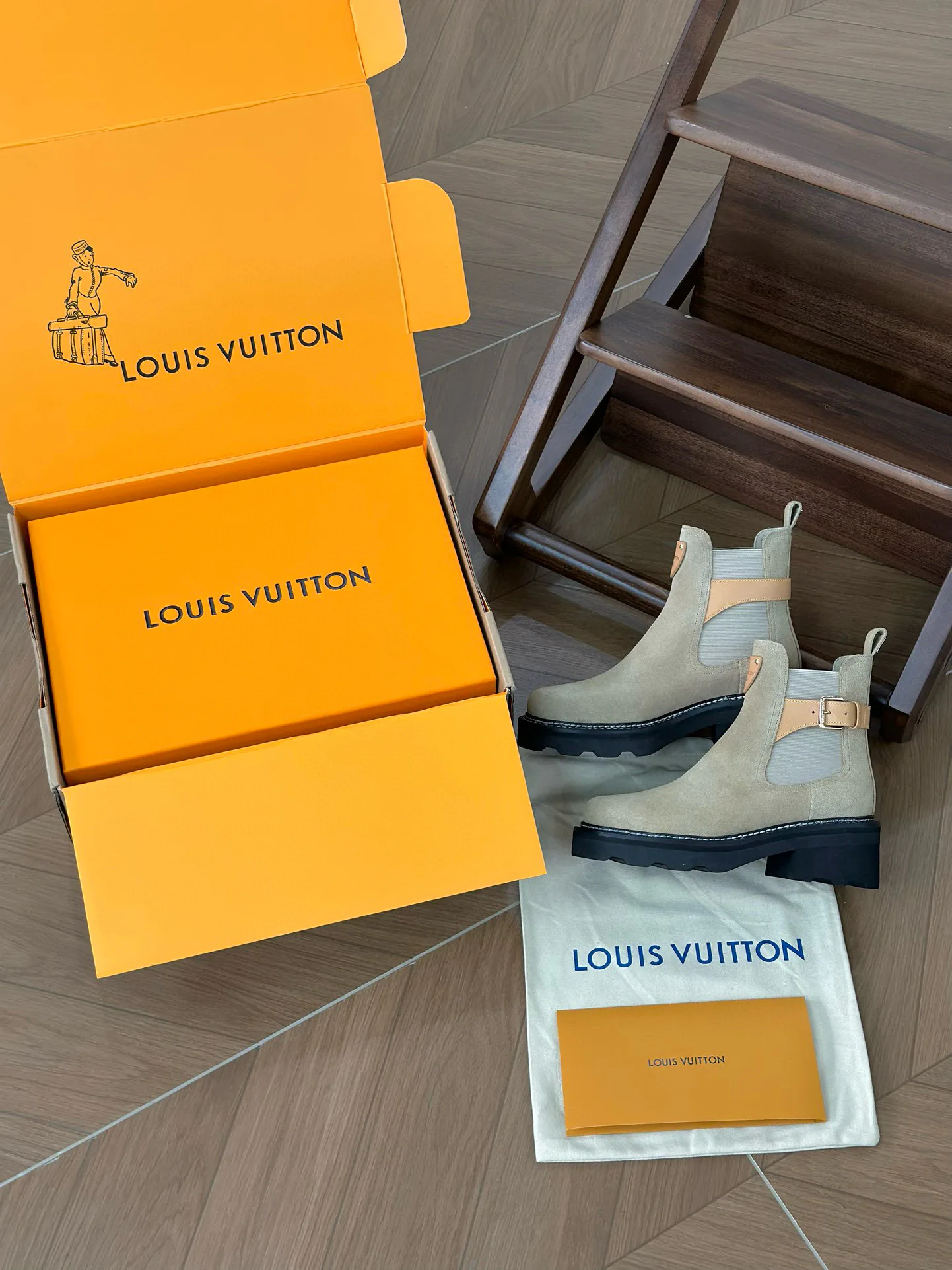 Ботинки Женские Louis Vuitton 5295262