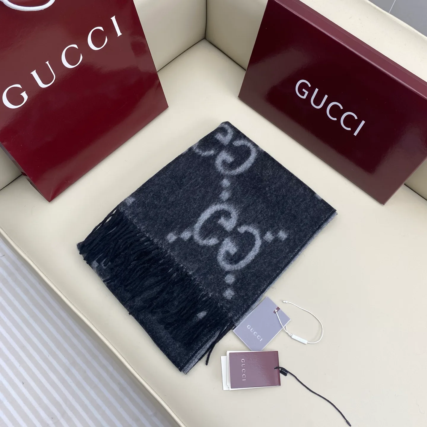 Шарфы Gucci 362135