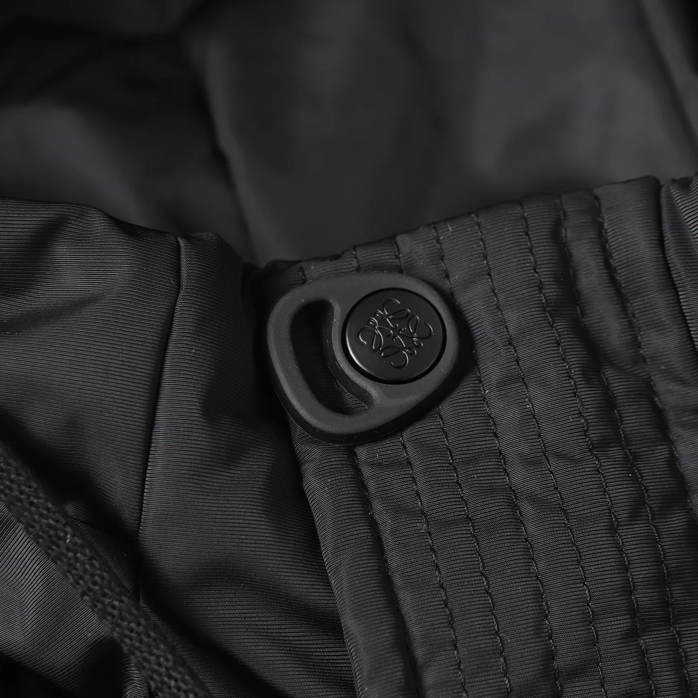 Кожаные Куртки И Дублёнки Мужские Loewe 492451