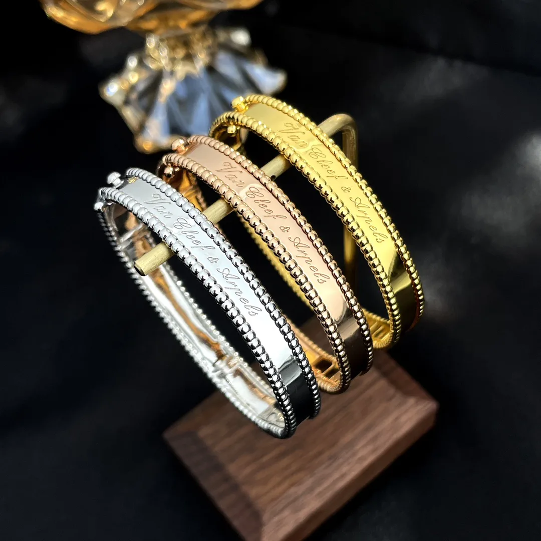 Бижутерия Van Cleef & Arpels 17173407