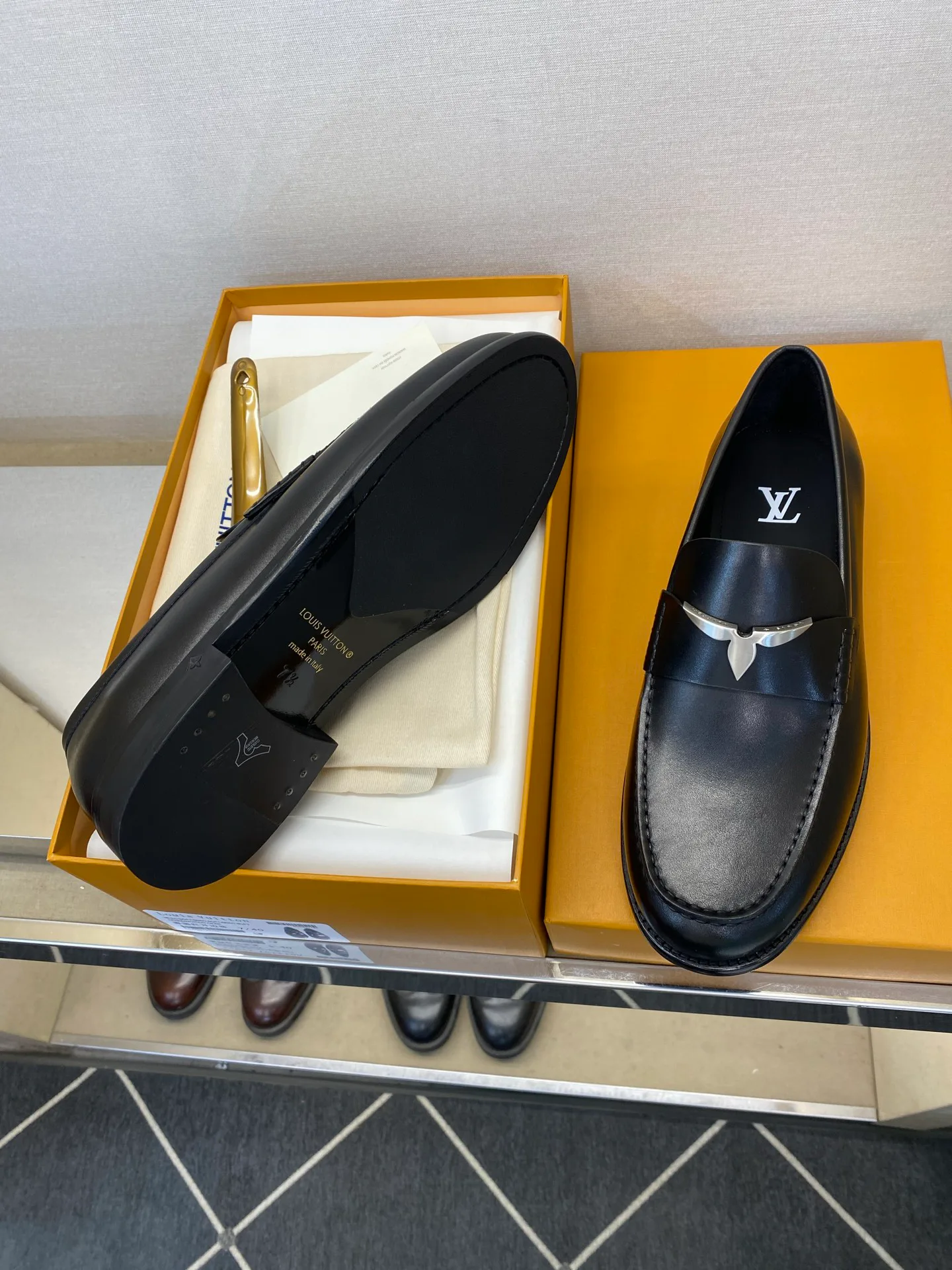 Лоферы И Туфли Мужские Louis Vuitton 18079149