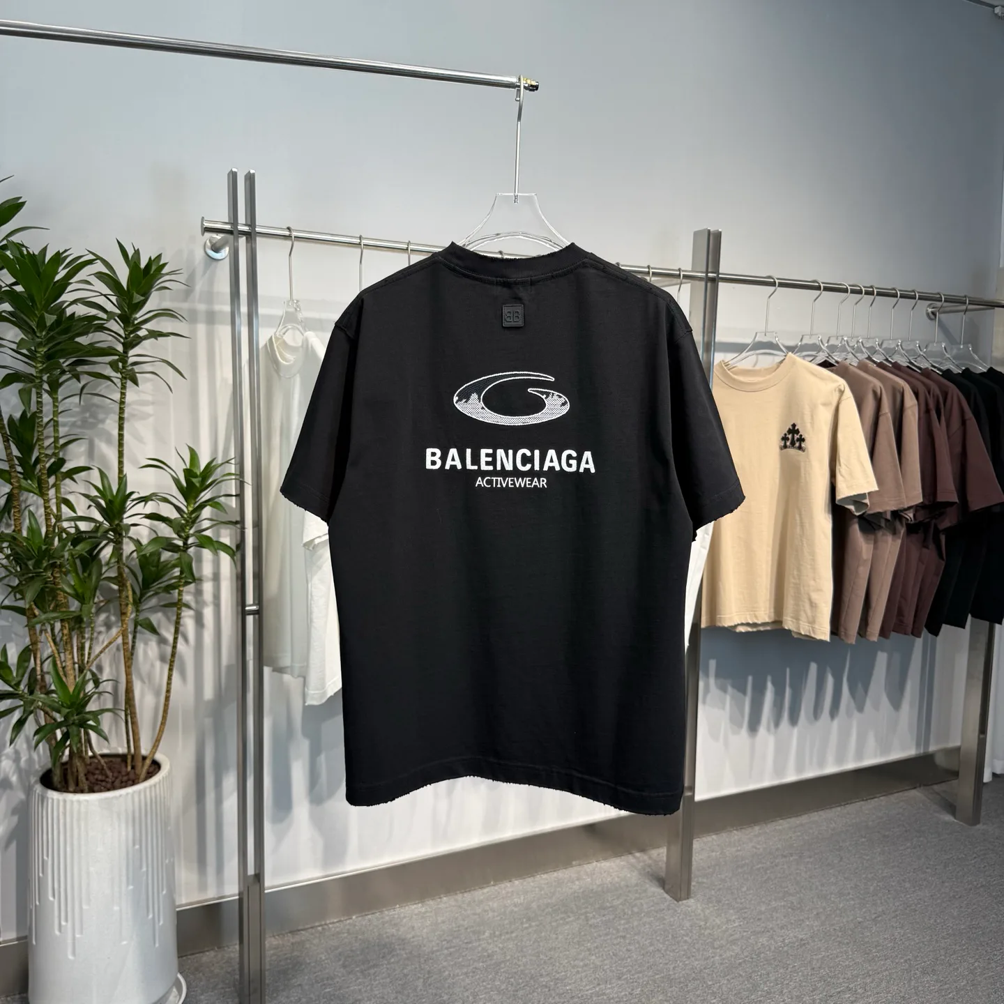 Футболки Женские Balenciaga 5059336