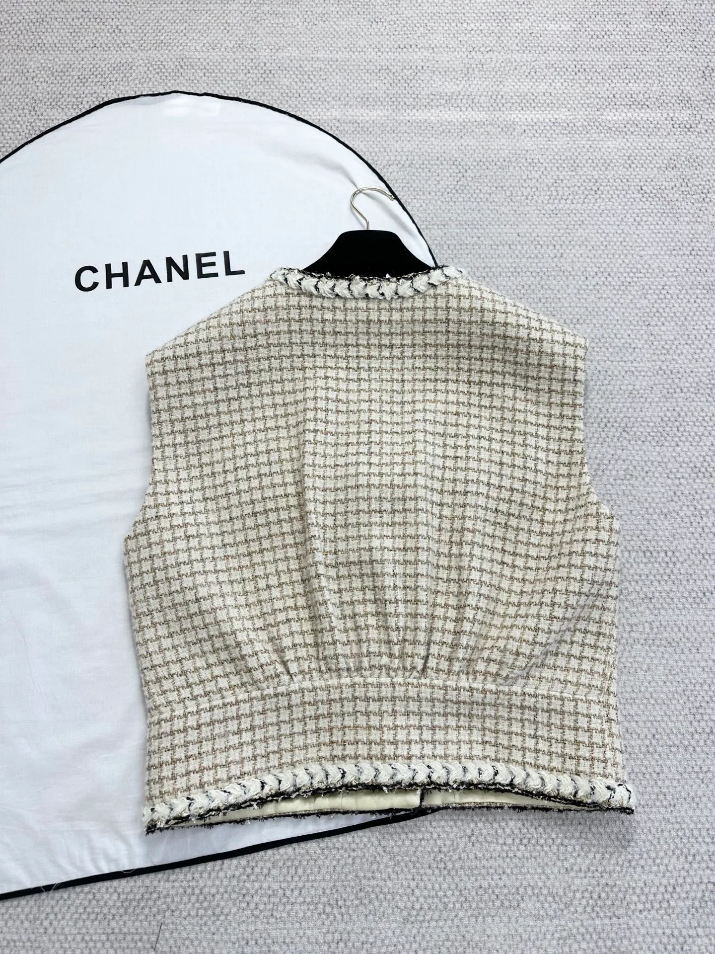 Жилеты Женские Chanel 4627514