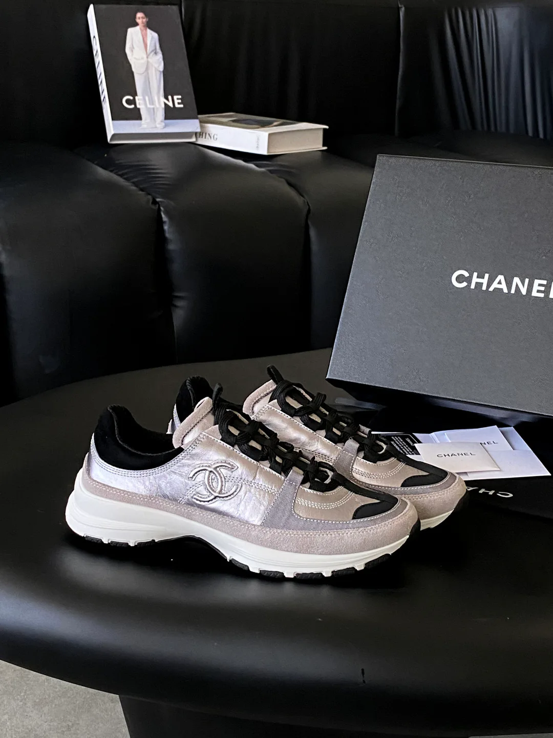 Кроссовки Женские Chanel 19044367