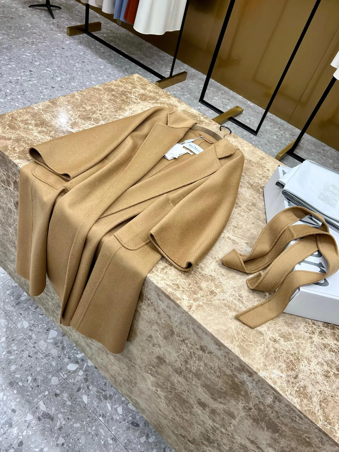 Пальто Женские Max Mara 18090285