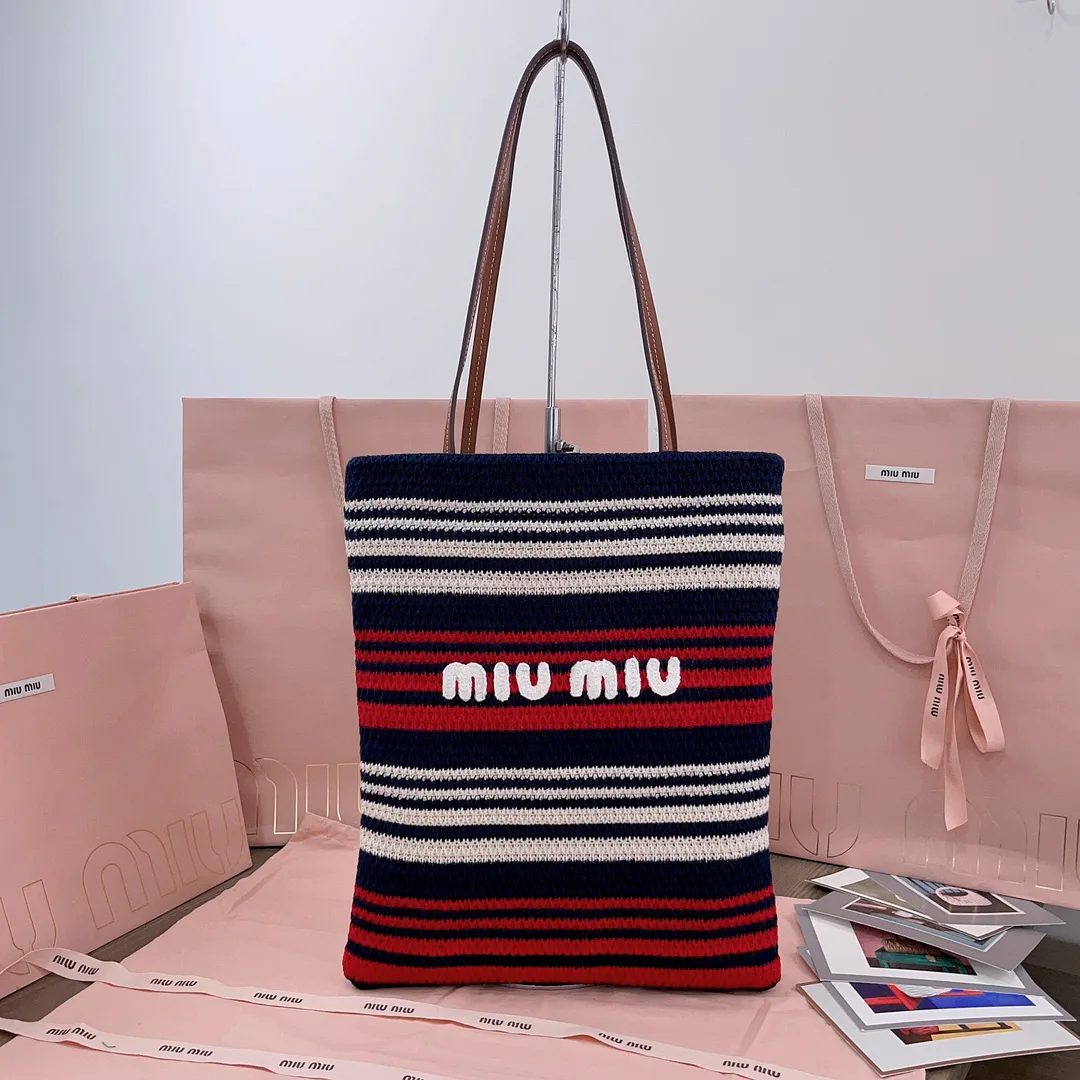 Классические Сумки Женские Miu Miu 445107